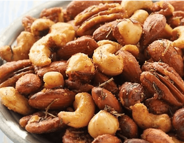 Подкопчённые пикантные орехи