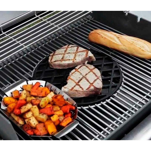 Купить Решетка Weber Gourmet BBQ System для грилей Spirit, 7586 Решетка Weber Gourmet BBQ System для грилей Spirit, 7586